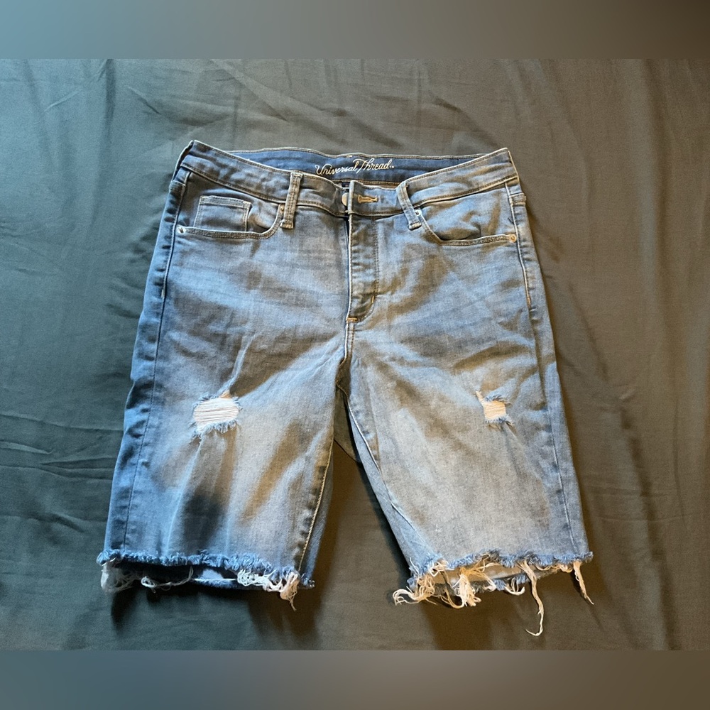 Women’s Biker Shorts by Universal Thread Size 8 Like New!